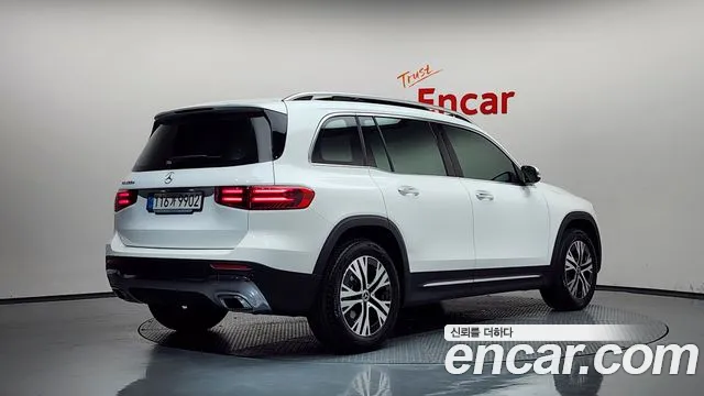 Mercedes-Benz GLB 2024 thumb 2