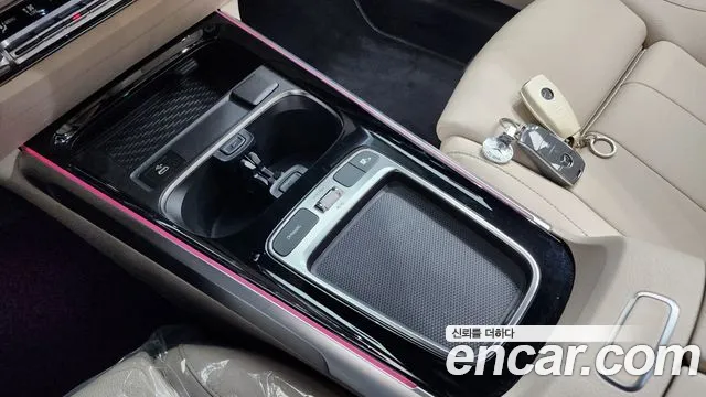 Mercedes-Benz GLB 2024 thumb 9