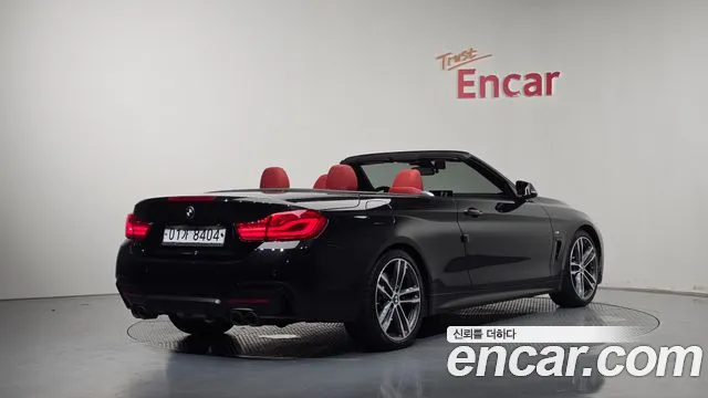 BMW 4-Series 2017 thumb 2
