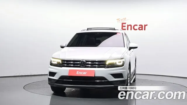 Volkswagen Tiguan 2020 thumb 3