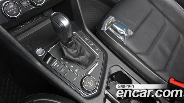 Volkswagen Tiguan 2020 thumb 9