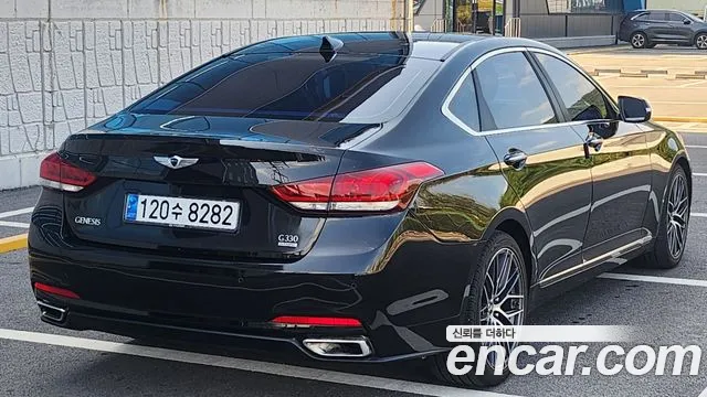Hyundai Genesis 2014 thumb 3