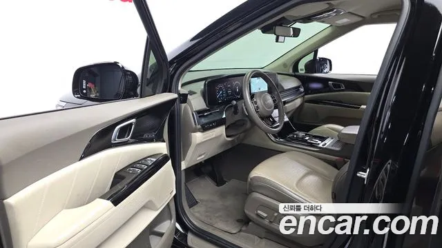 Kia Carnival 2022 thumb 9