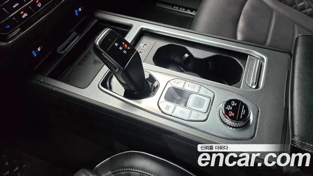 KG_Mobility_Ssangyong Rexton 2022 thumb 9