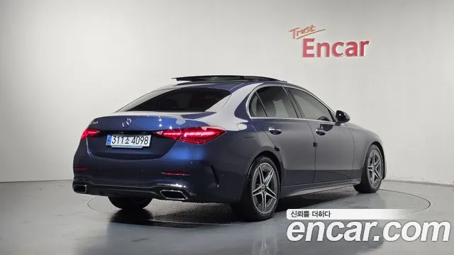 Mercedes-Benz C-Класс 2024 thumb 2