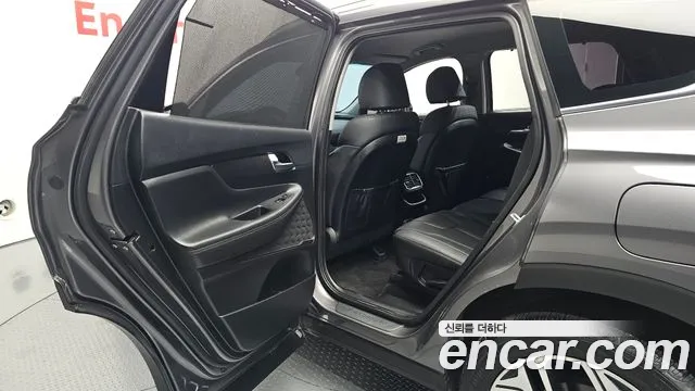 Hyundai Santa Fe 2019 thumb 12
