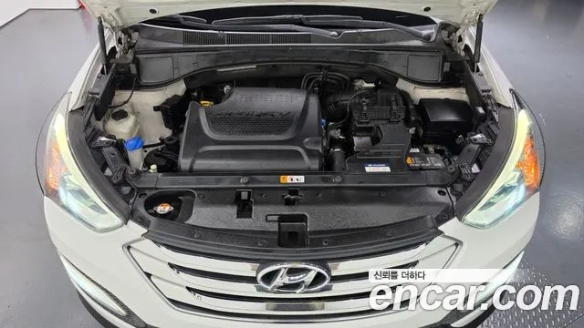 Hyundai Santa Fe 2014 thumb 5