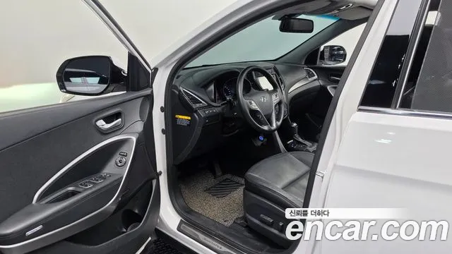 Hyundai Santa Fe 2014 thumb 9