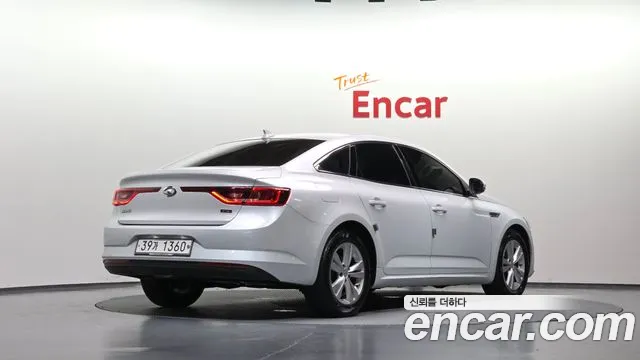 Renault-KoreaSamsung Megane 2016 thumb 2