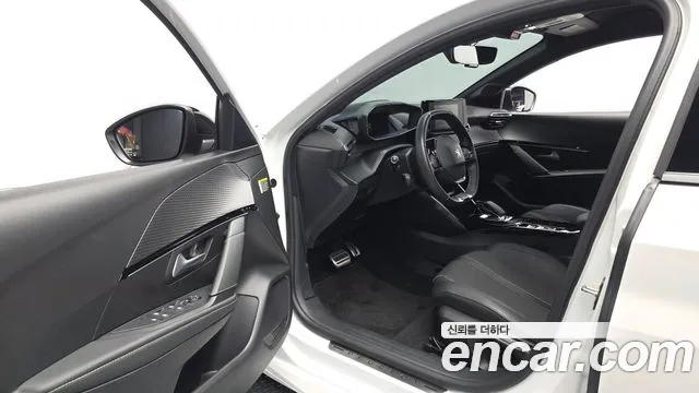 Peugeot 208 2021 thumb 10
