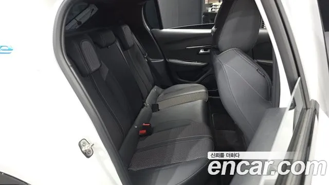 Peugeot 208 2021 thumb 12