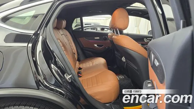 Mercedes-Benz GLC 2023 thumb 12