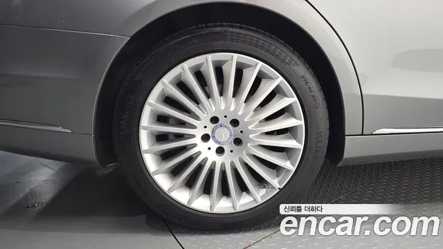Mercedes-Benz S-Класс 2015 thumb 5