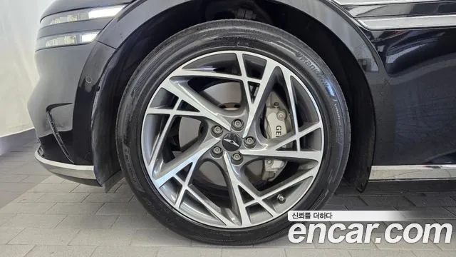 Genesis G90 2022 thumb 5