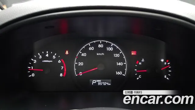 Hyundai Starex 2018 thumb 8