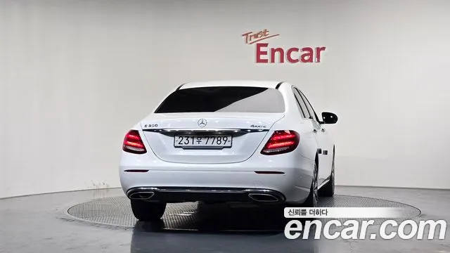 Mercedes-Benz E-Класс 2019 thumb 4