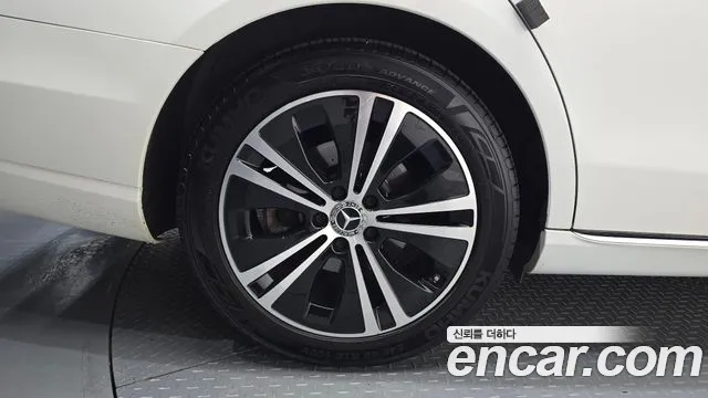 Mercedes-Benz E-Класс 2019 thumb 5