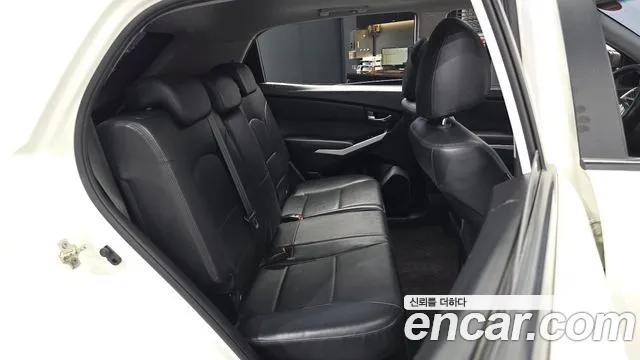 KG_Mobility_Ssangyong KORANDO 2015 thumb 12