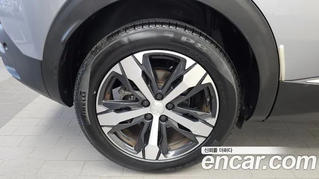 Peugeot 3008 2022 thumb 5