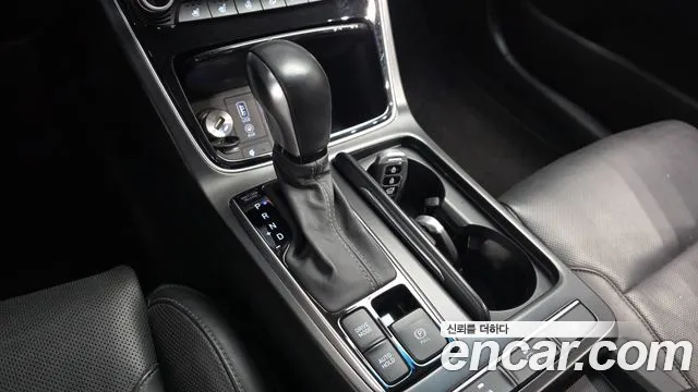 Hyundai Grandeur 2018 thumb 9