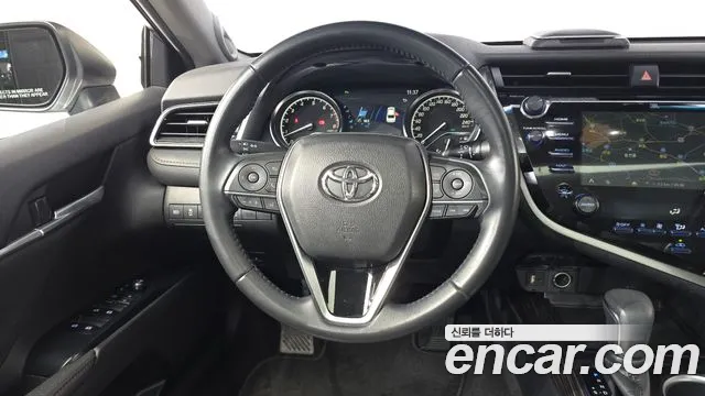 Toyota Camry 2018 thumb 12