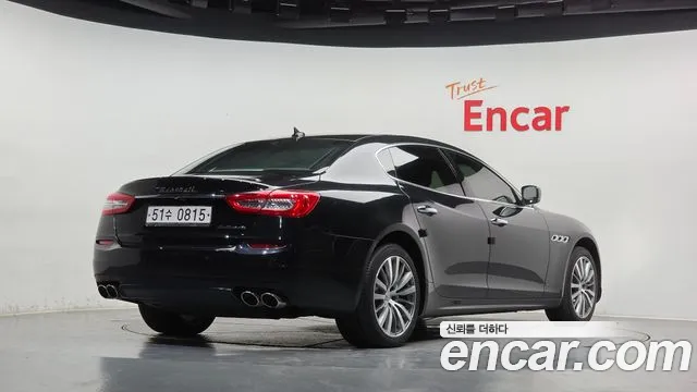Maserati Quattroporte 2016 thumb 2