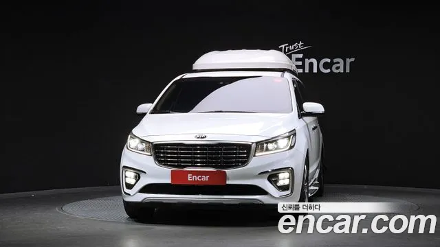 Kia Carnival 2018 thumb 3