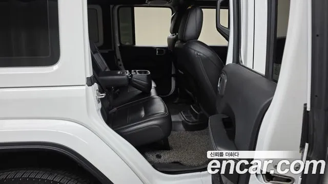 Jeep Wrangler 2020 thumb 11