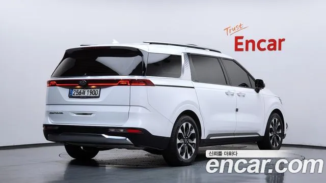 Kia Carnival 2020 thumb 2