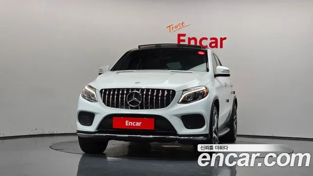 Mercedes-Benz GLE 2017 thumb 3