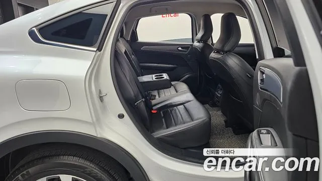 Renault-KoreaSamsung Arkana 2020 thumb 11