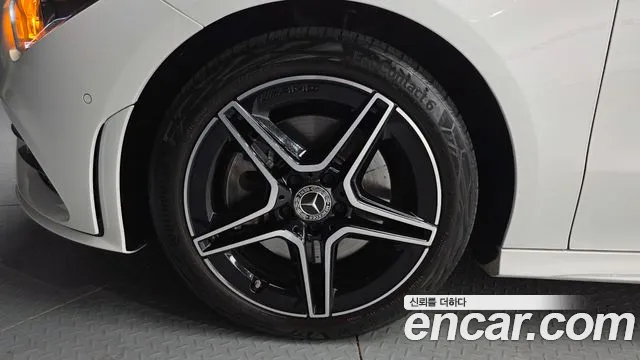 Mercedes-Benz CLA 2021 thumb 4