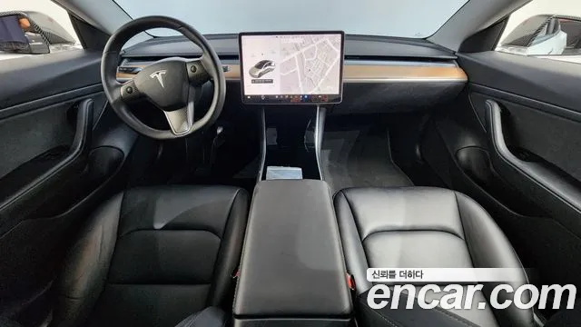 Tesla Model 3 2020 thumb 7