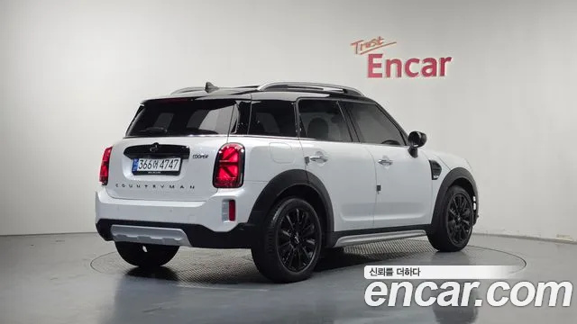MINI Countryman 2024 thumb 2