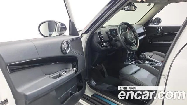 MINI Countryman 2024 thumb 10