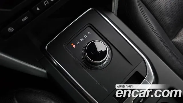 Land Rover Discovery Sport 2019 thumb 8