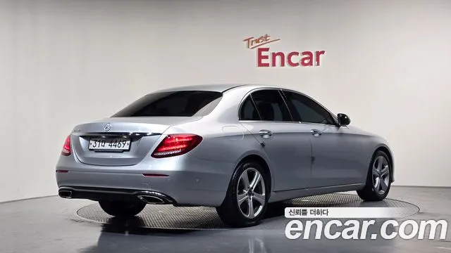 Mercedes-Benz E-Класс 2018 thumb 2