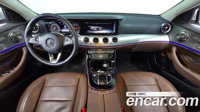 Mercedes-Benz E-Класс 2018 thumb 7