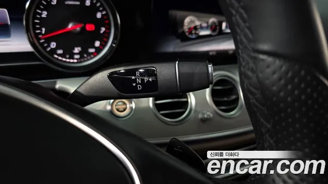 Mercedes-Benz E-Класс 2018 thumb 9