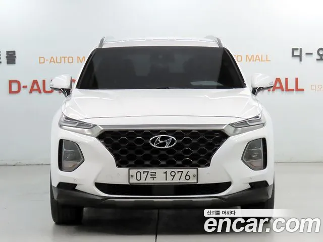 Hyundai Santa Fe 2018 thumb 2