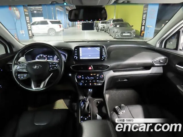 Hyundai Santa Fe 2018 thumb 5