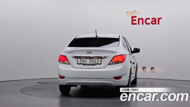 Hyundai Accent 2019 thumb 3