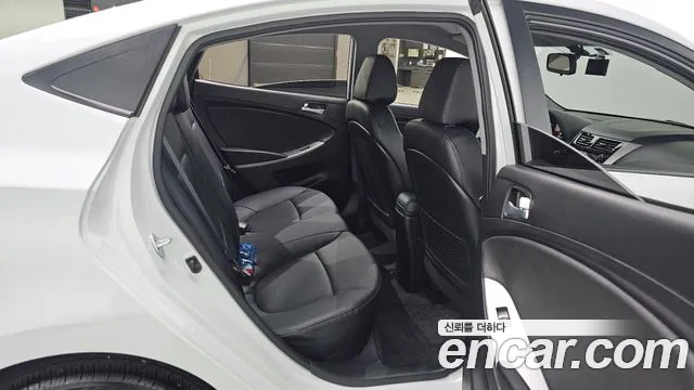Hyundai Accent 2019 thumb 10