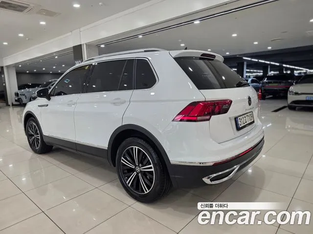 Volkswagen Tiguan 2022 thumb 4