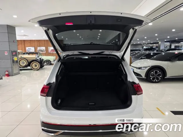 Volkswagen Tiguan 2022 thumb 9
