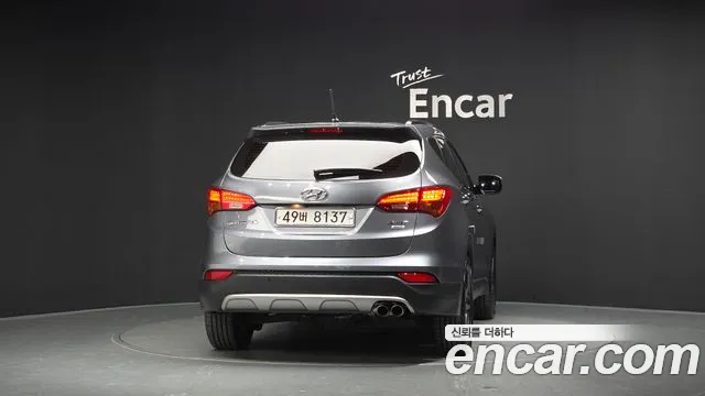 Hyundai Santa Fe 2013 thumb 4