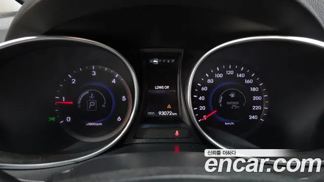 Hyundai Santa Fe 2013 thumb 8