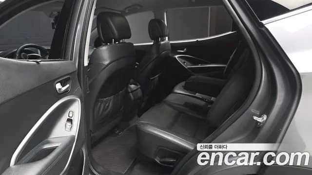 Hyundai Santa Fe 2013 thumb 11