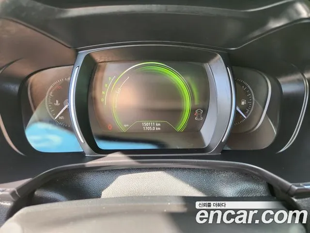 Renault-KoreaSamsung Koleos 2017 thumb 7