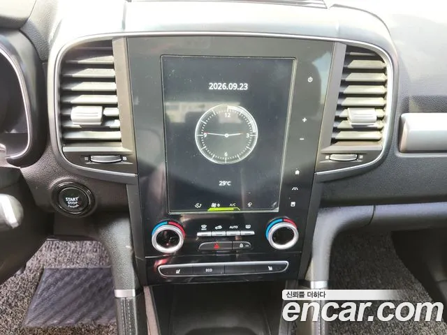 Renault-KoreaSamsung Koleos 2017 thumb 10